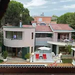 Luxury Villa Near Sea With Private Pool