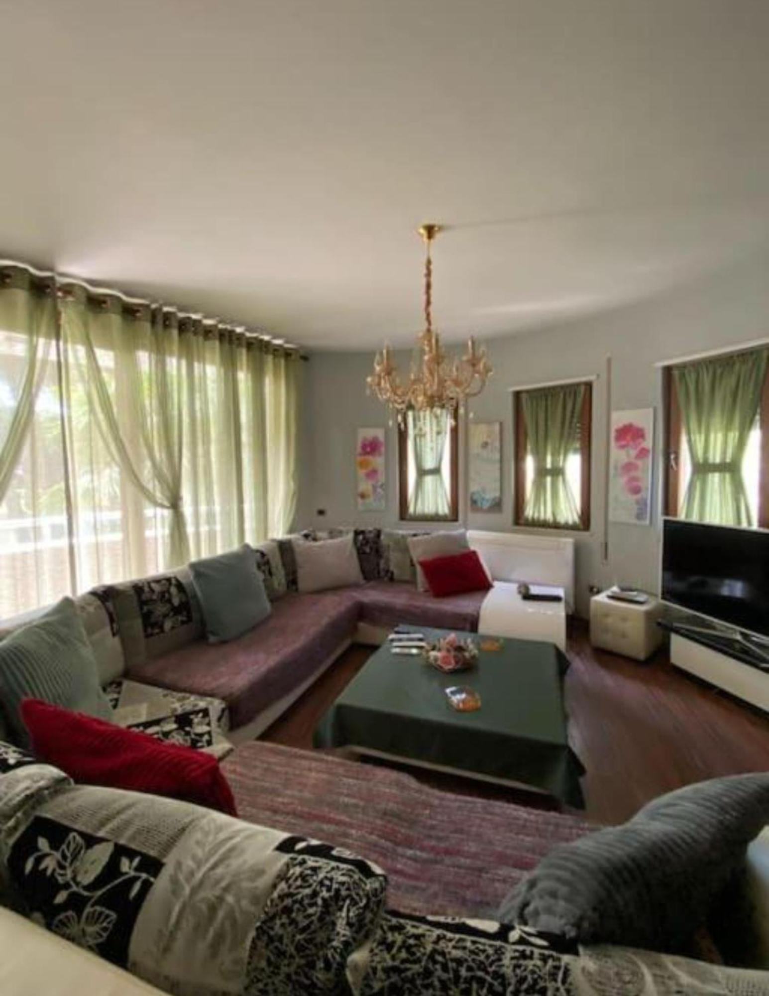 Luxury Near Sea With Private Pool * Golem (Tirana)